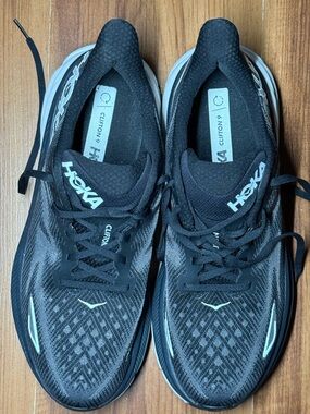 Hoka One One Clifton 9 Running Shoes - Men's